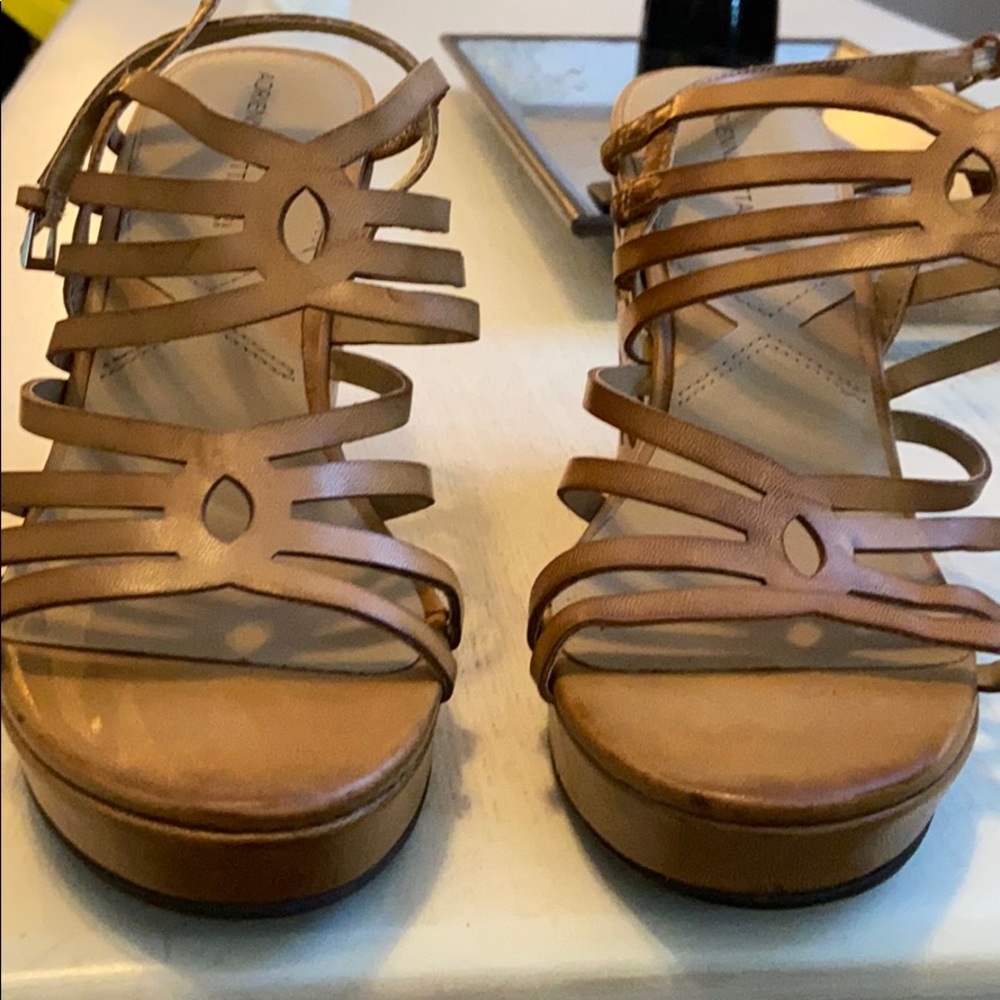 Adienne Vittadini wedges